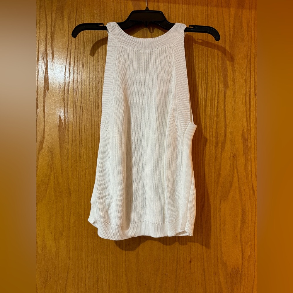 NWT: ALYA WHITE KNIT TANK
